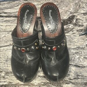 Skechers Black Leather Women's Clogs